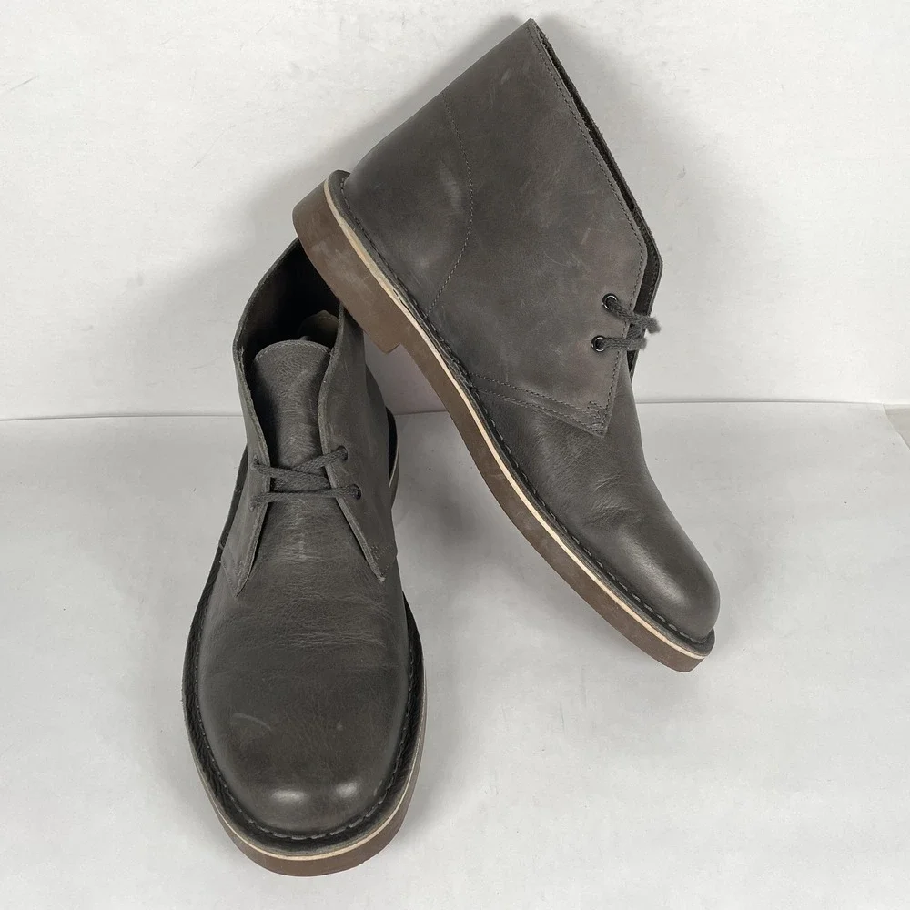Clarks Desert Chukka Boots Mens Size 9.5 Gray Leather Lace Up Casual Shoes